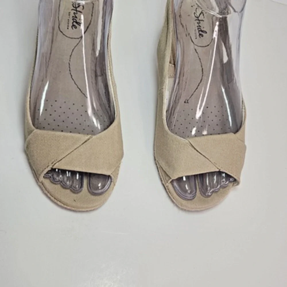LifeStride Socialite Espadrille Wedge Tan Fabric Peep Toe Sandals Womens 6M NWOB